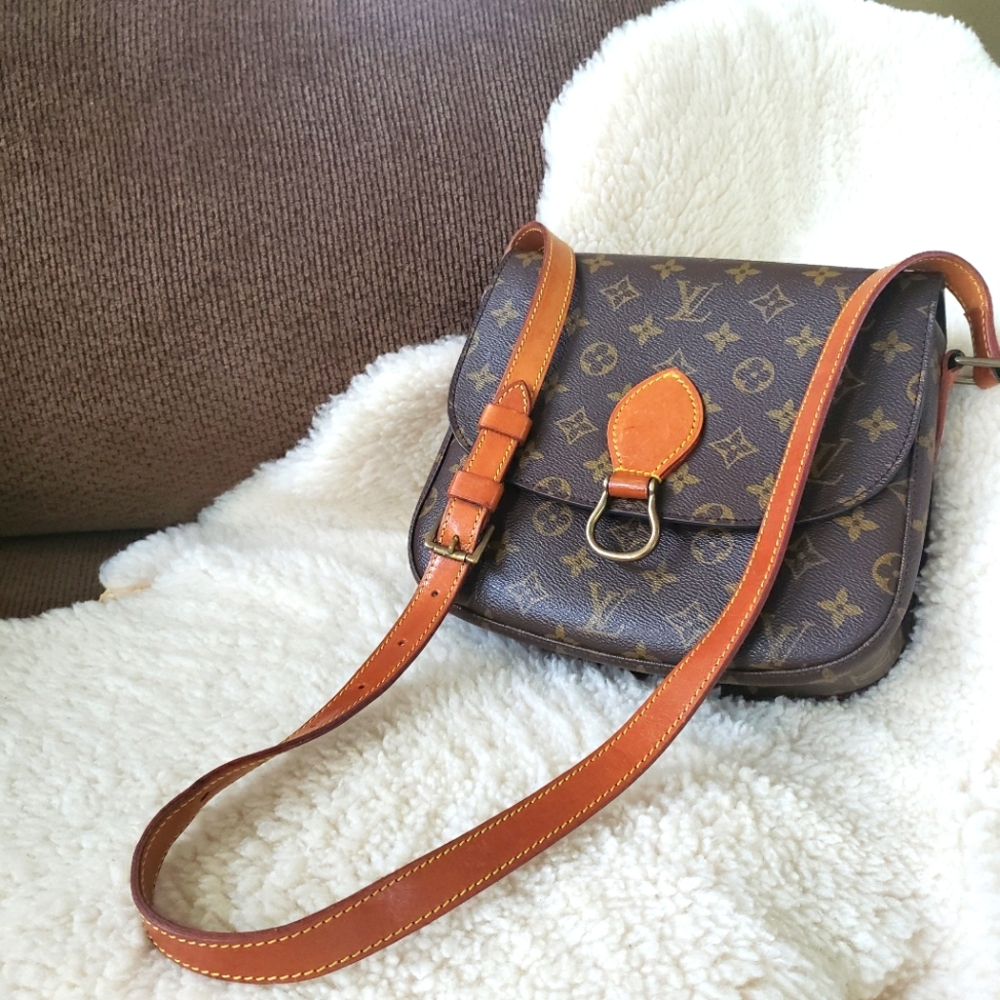 Authentic Louis-vuitton Saint Cloud cross body bag